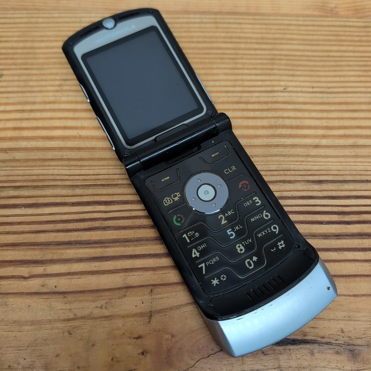 Motorola Gray Flip Cell Phones & Smartphones for sale | eBay