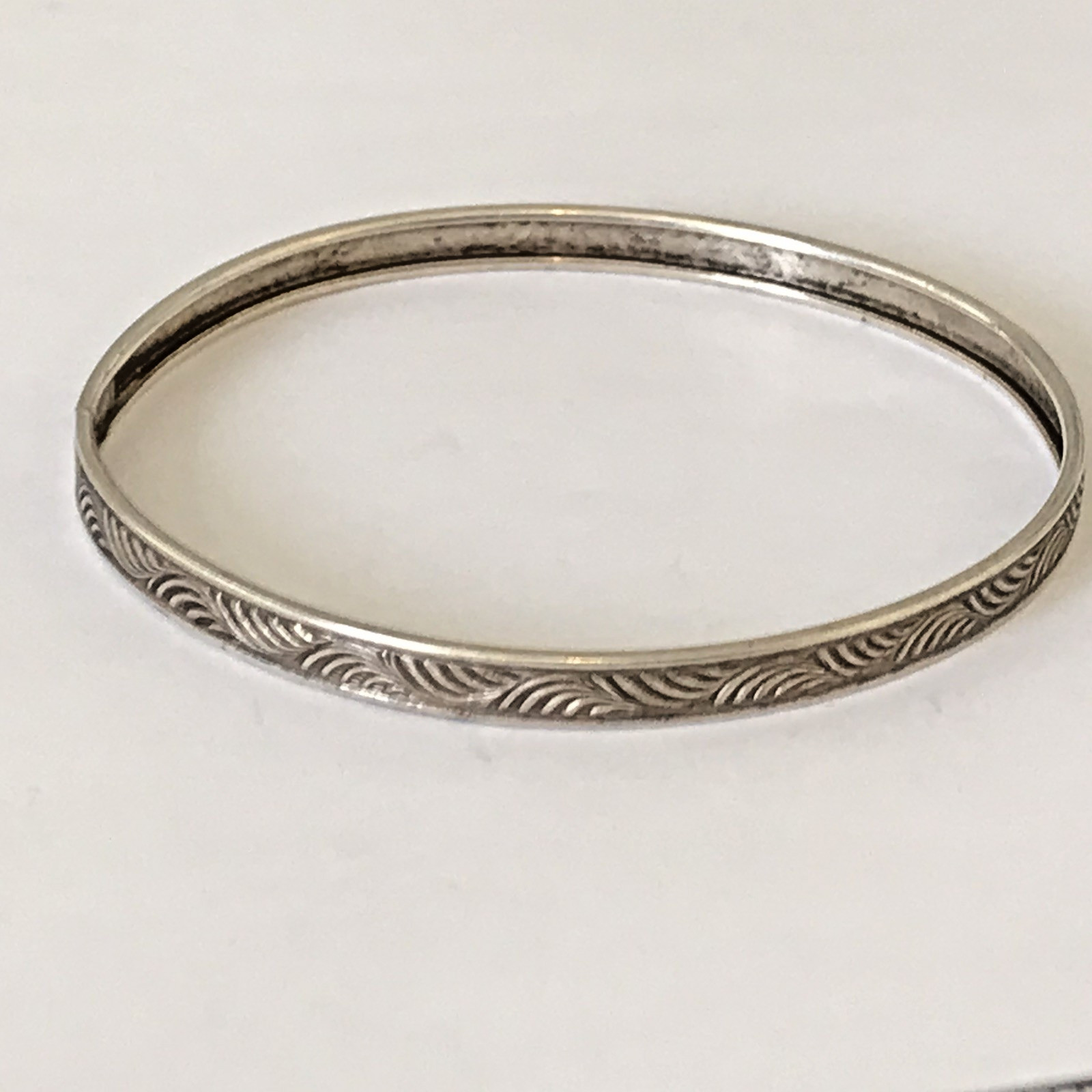 Vintage Solid Sterling Silver 925 Bangle Bracelet… - image 1