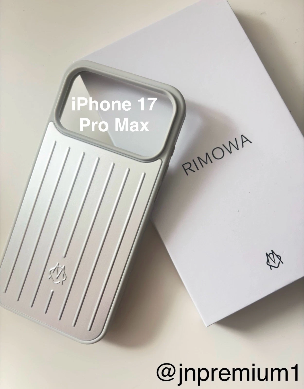 RIMOWA Silver Aluminium Phone Case for iPhone 17 Pro Max - Luxury
Opens in a new window or tab