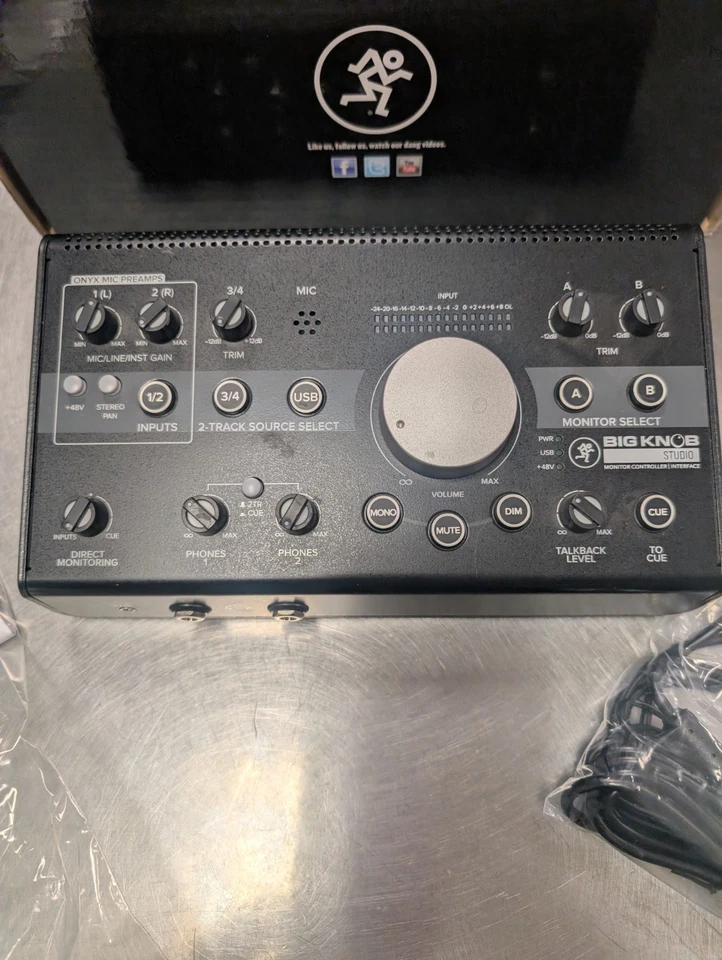 Mackie Big Knob Studio Monitor Controller Interface - Image 4 of 4