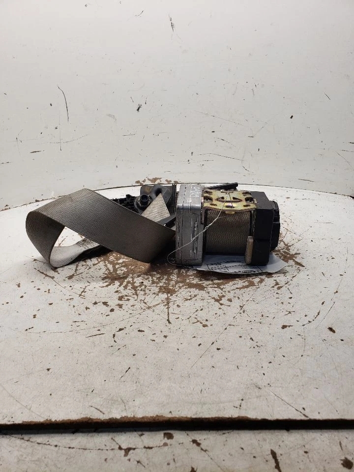 Seat Belt Front 203 Type Sedan C230 Driver Fits 05-07 MERCEDES C-CLASS 1364128 - Image 2 of 4