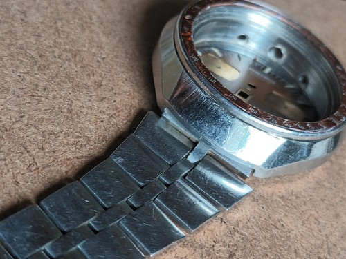 SEIKO BULLHEAD 6138-0040 CASE DIAL & PARTIAL BRACELET (FISHBONE-Z40S) - Picture 6 of 11