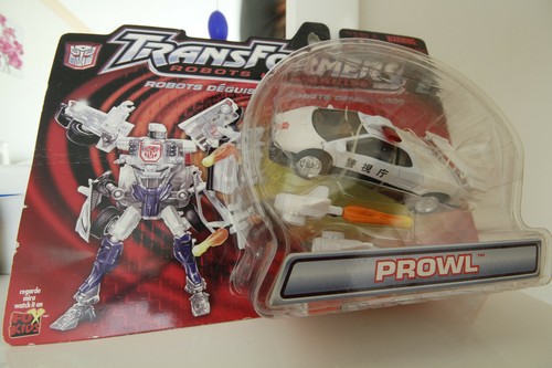 Takara Transformers Prowl Lamborghini Diablo 1/32 scale Ish Plastic Model Hasbro - Picture 3 of 4