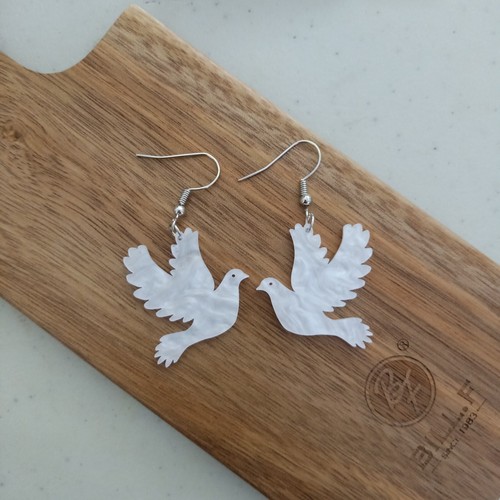 Beautiful White Bird Dove Dangle Earrings Gift Peace Jewellery AUS Free Postage - Picture 5 of 7