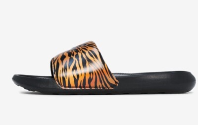 【NIKE】W VICTORI ONE SLIDE PRINT (LEOPARD) NEW NIKE Victori One Sport Women's Slide Leopard Print