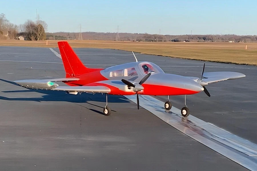 Dynam Cessna 310 Grand Cruiser V2 Red Twin Motor RC Scale Plane 1300mm 51" Wings - Image 3 of 4