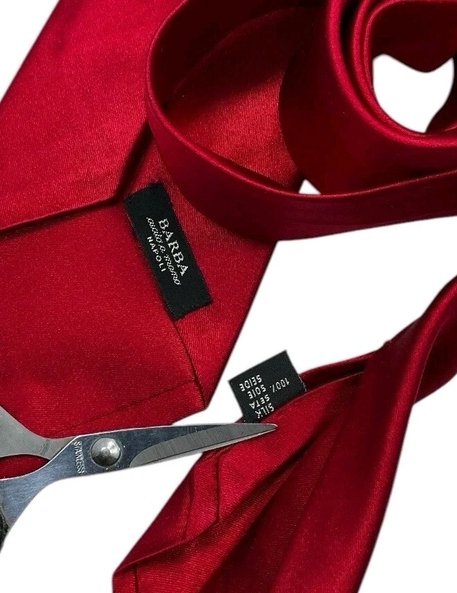 Corbata BARBA SEVENFOLD SEDA ROJA LISA DE LUJO HECHA A MANO ITALIA Foto 3 de 4