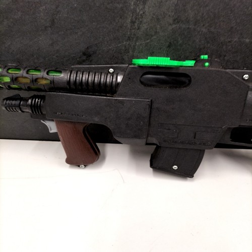 Vintage Battery Operated Army Military Toy. Special Agent James Bond 007 Style - Picture 15 of 15