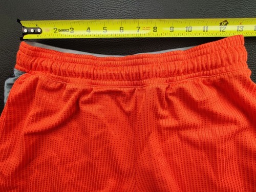 Under Armour Loose Fit Men's Medium Neon Orange/Grey Basketball 12" Shorts - Picture 7 of 8