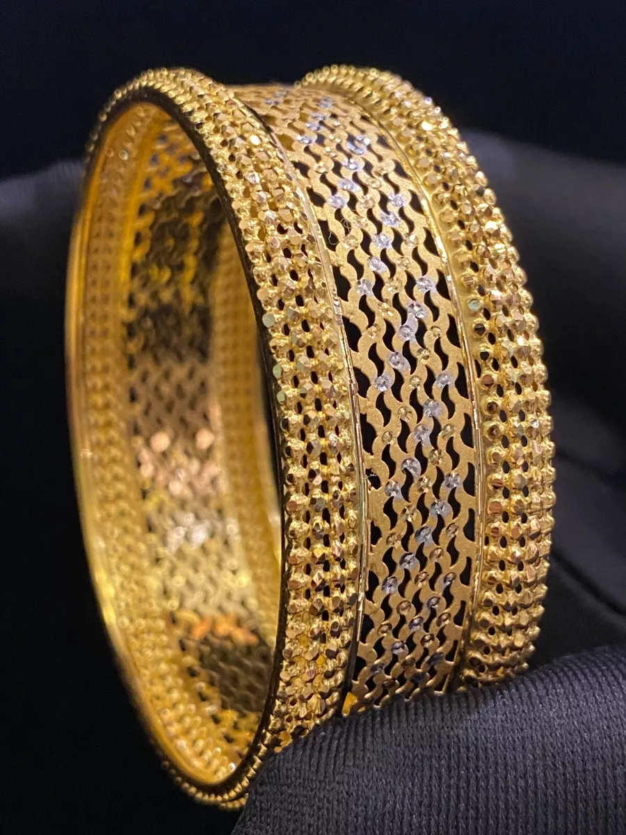 Solid sale bangles design