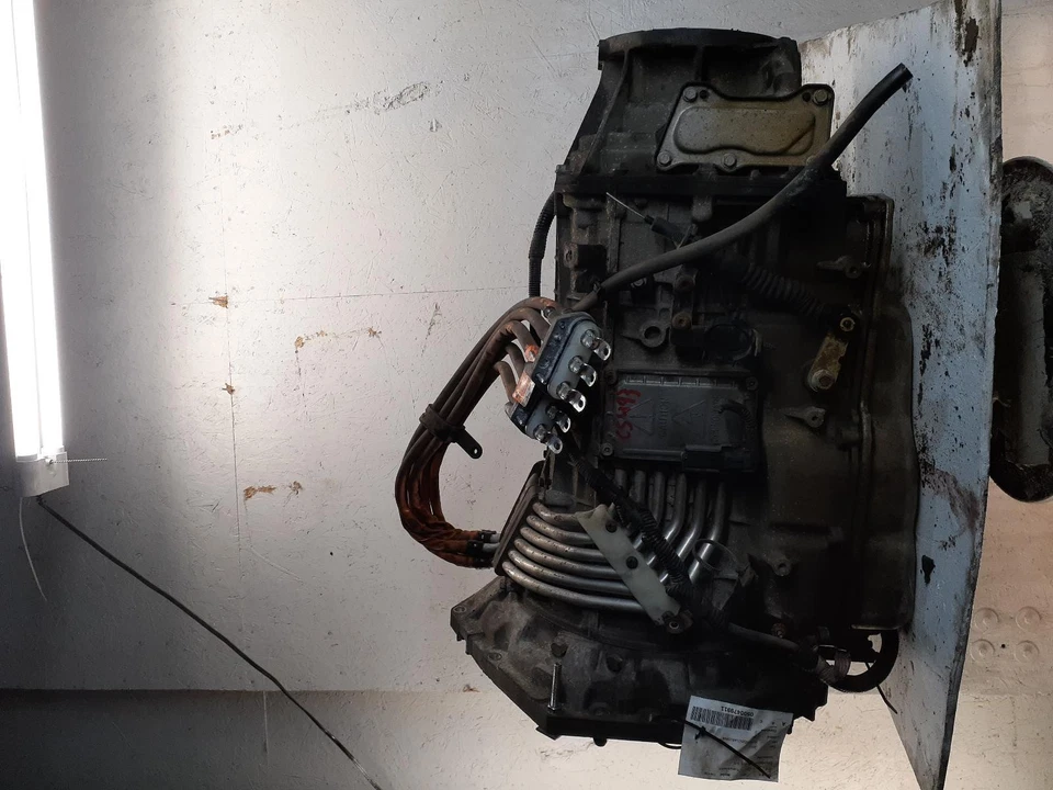 Used Automatic Transmission Assembly fits: 2010 Chevrolet Tahoe AT 4x4 w/hybrid Foto 2 de 4