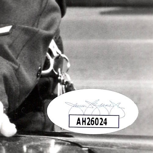 Adam 12 Cast "Kent McCord & Martin Miller Signed 8x10 Photo - JSA Authentication - Picture 4 of 5