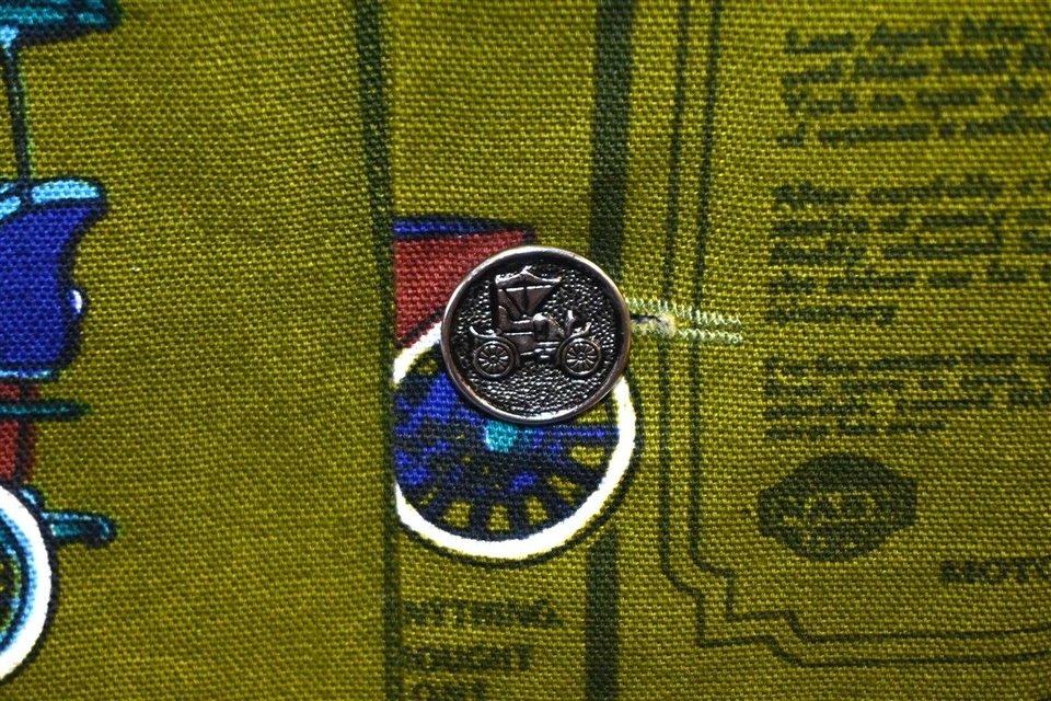 Camisa masculina vintage anos 60 PIERCE ARROW AUBURN MOTOR CARS ACAMPAMENTO VERDE BOTÃO PARA BAIXO GG - Imagem 4 de 4