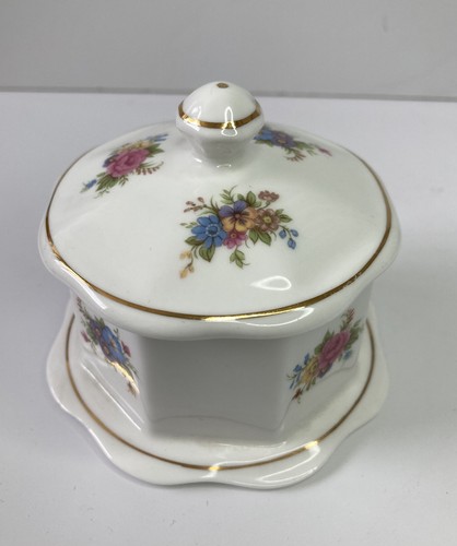 Victoria Rose by Ascot fine bone china trinket box with lid