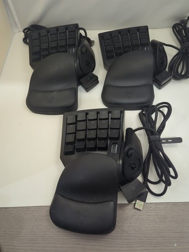 Razer Tartarus v2 Gaming Keypad Lot Of 3 Sold For Parts Repair Joystick Problem