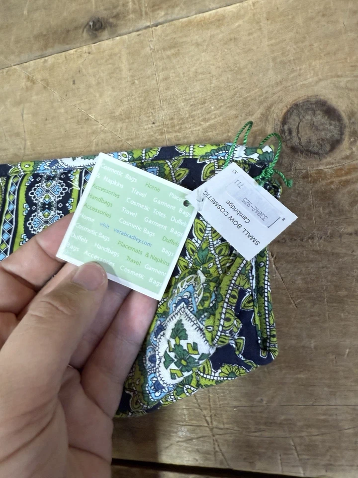 NWT Vera Bradley CAMBRIDGE GREEN Small Bow Cosmetic Bag Vinyl Lined Blue - Image 4 of 4