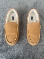 Women  s Suede Fuzzy Lined Moccasin Slippers  Tan Indoor/Outdoor   Tried On Only