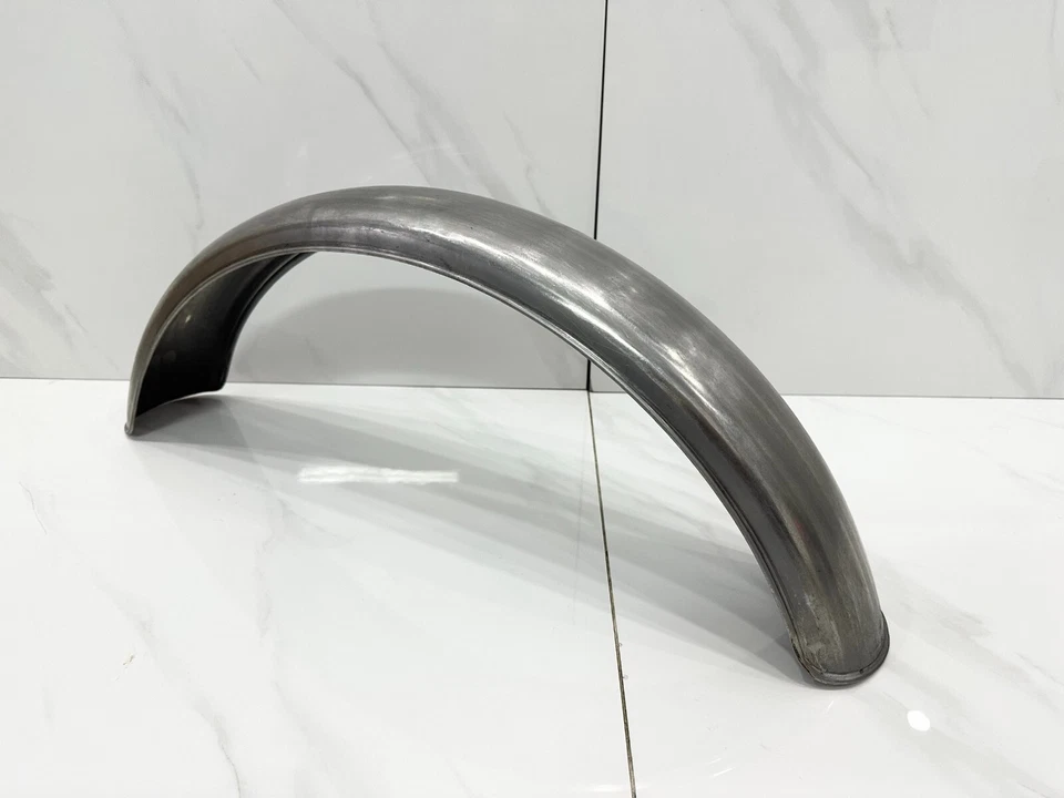 Guardabarros trasero de aleación para motocicleta clásica, BSA, Triumph se adapta a ruedas de 18/19"". Foto 4 de 4