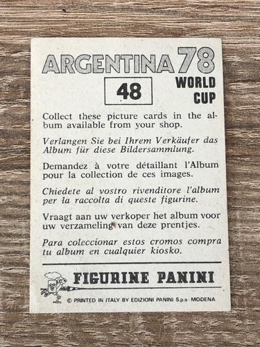 Original Football Sticker PANINI ARGENTINA 78 # 48 Daniel PASSARELLA (1978) - Picture 2 of 2