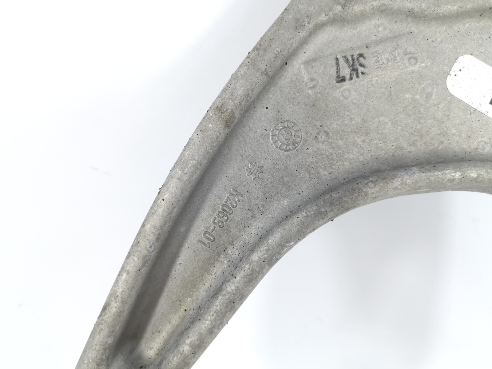 17-20 MASERATI Levante REAR LEFT DRIVER SIDE UPPER CONTROL ARM 06700319950