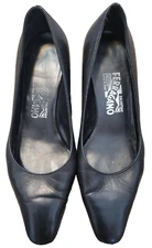 Salvatore Ferragamo Womens Pointy Pumps Black Leather Italy Size 7 1/2 C