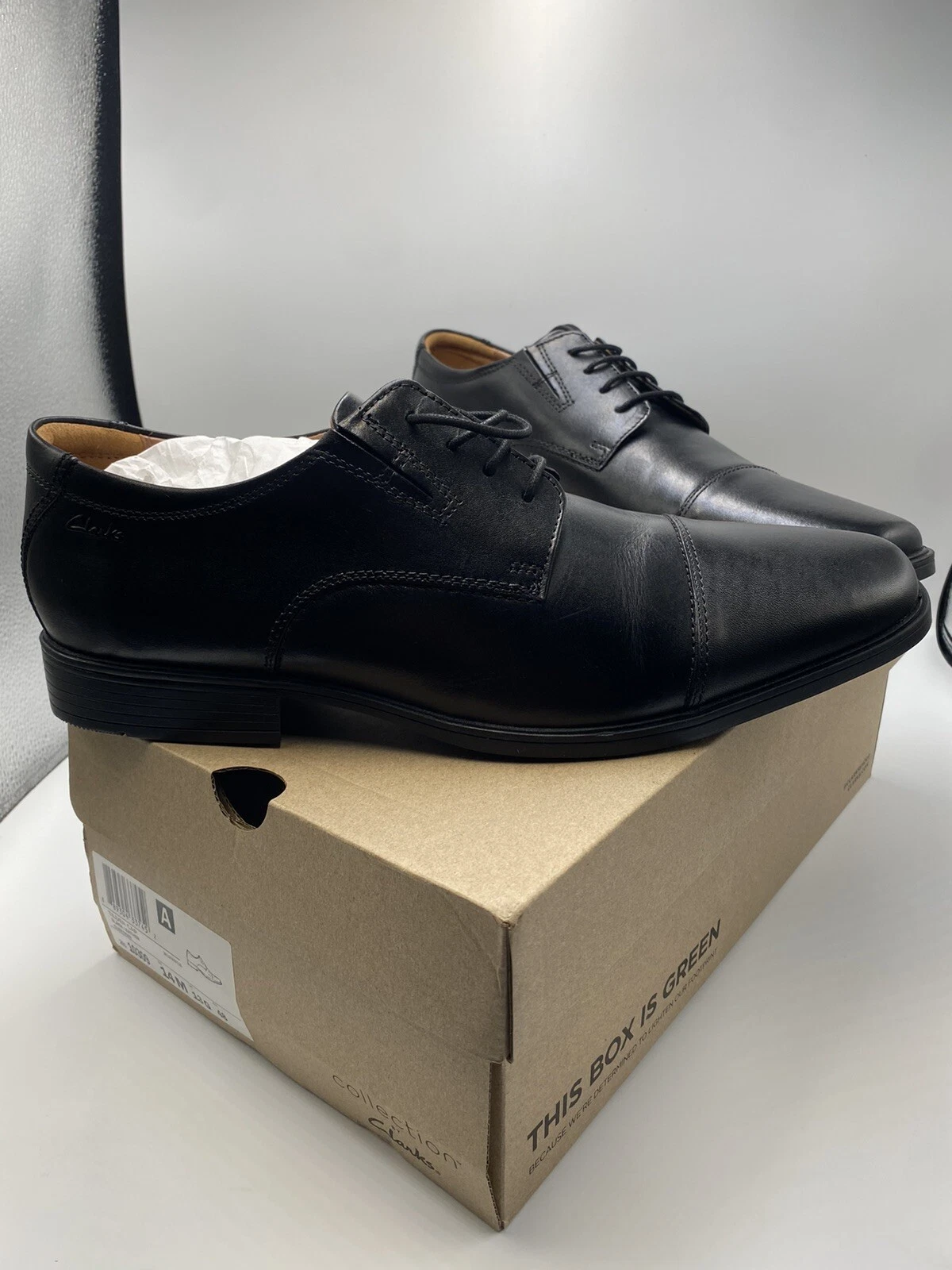 Cappellino uomo Clarks Tilden Oxford 26110309 pelle nero nuovo uomo taglia 14M uomo