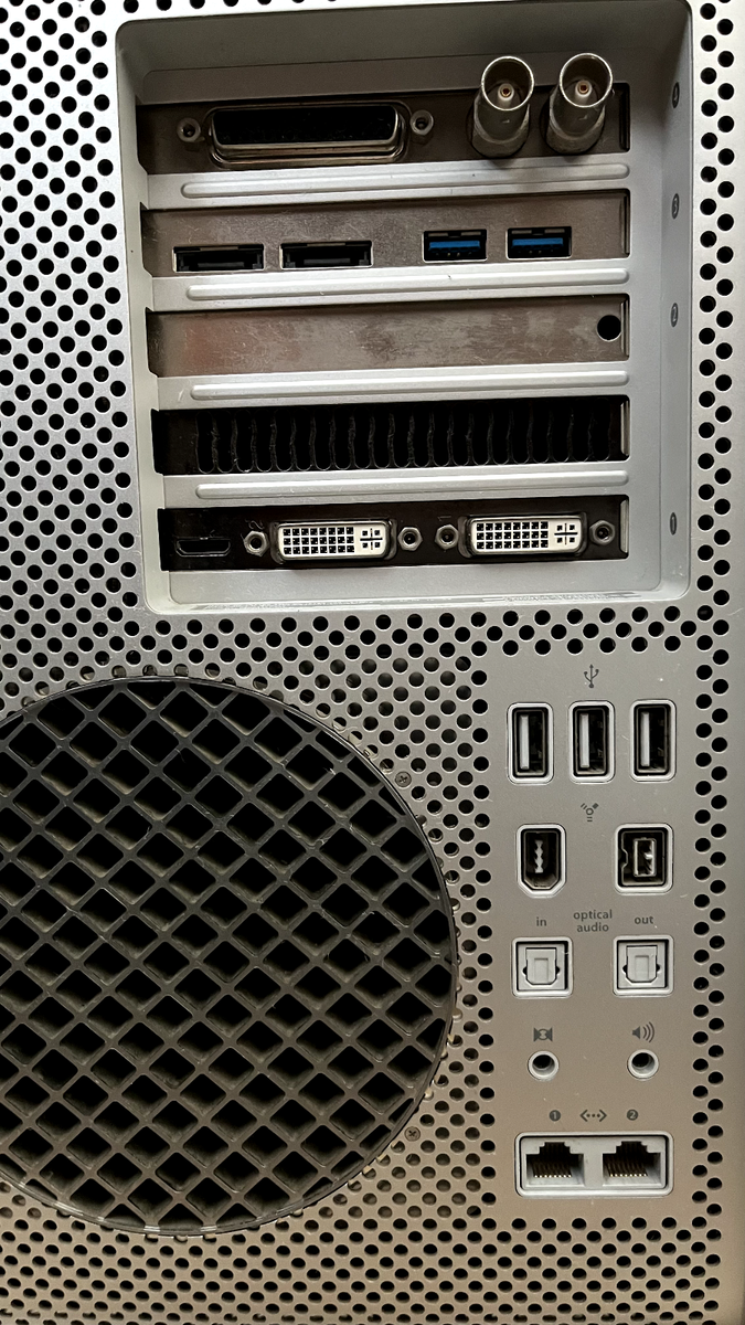 2008 Apple Mac Pro 3.0Ghz 8-Core Xeon - TONS OF UPGRADES for