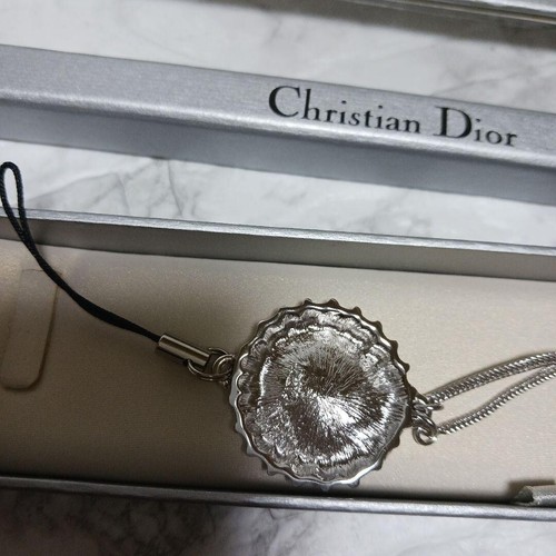 Dior pasek czapka na butelkę srebrna ro - Zdjęcie 4 z 5