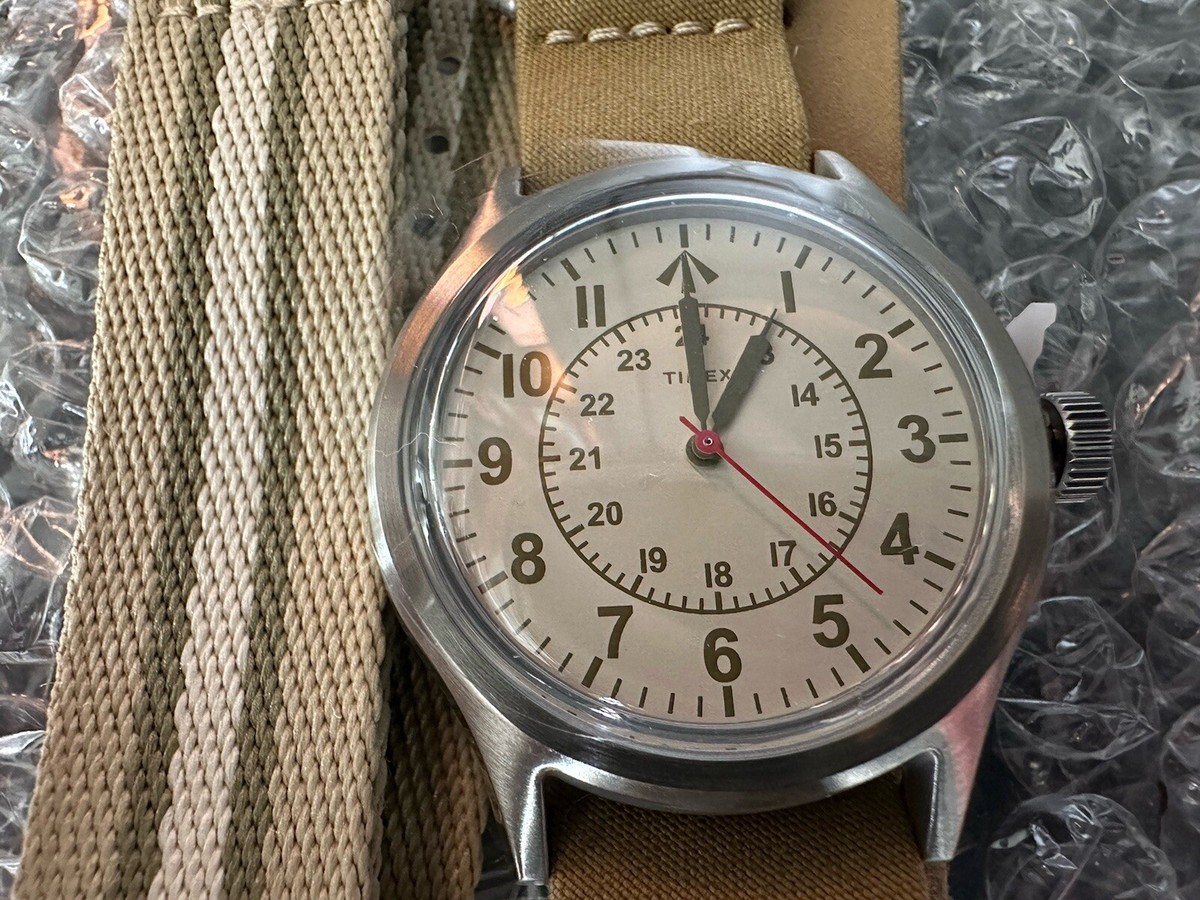 NIGEL CABOURN×TIMEX DESERT WATCH Timex x Nigel Cabourn Desert Watch Highlights Accessible
