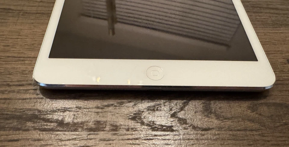 Apple iPad mini 2  A1490 16GB Silver (WIFI+Cellular) Unlocked Very Good - Image 4 of 4