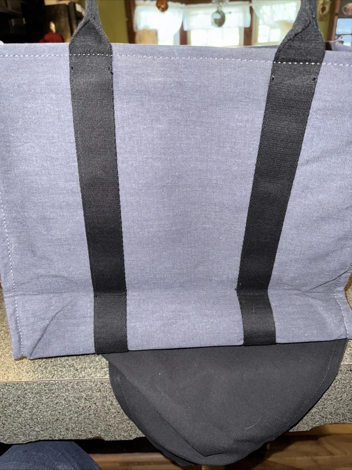 Bolso de Mano London Fog Collection Lona con Cremallera Gris Denim Adulto NUEVO PRECIO DE VENTA SUGERIDO POR EL FABRICANTE $98 Foto 3 de 4