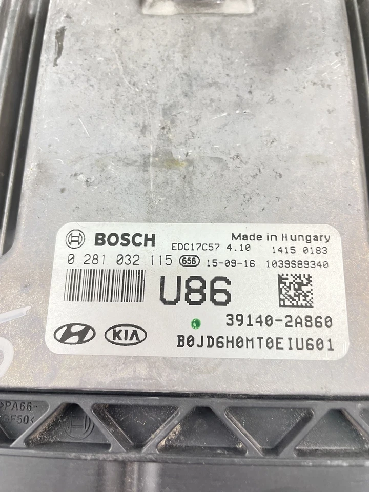 Centralina motore KIA CEE'D SW ED ECU 39140-2A860 0281032115 28194932 - Immagine 2 di 4