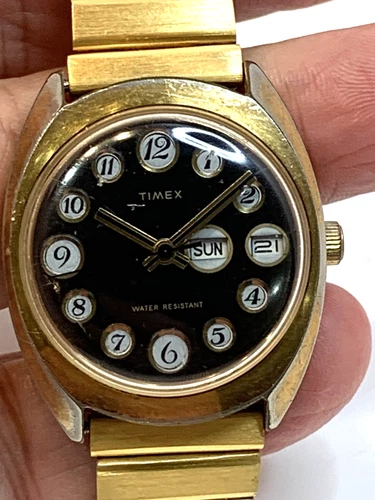 Vintage 1974 Timex Manual Wind Retro Phone Dial Day Date Men's Watch