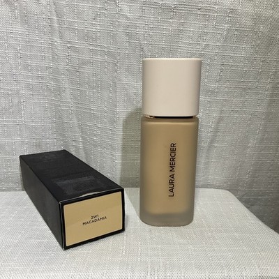 Laura Mercier - Flawless Weightless Foundation - 2W1 Macadamia 1oz