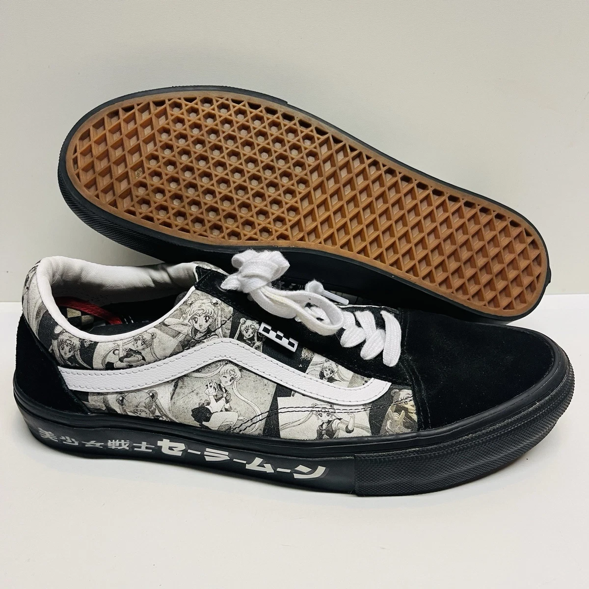 VANS Old Skool X Sailor Moon Black 2022 for Sale 