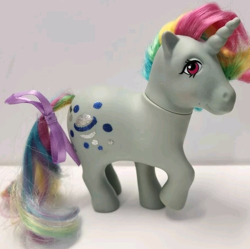 2017 My Little Pony Moonstone 35th Anniversary Scented Pony The Bridge Direct - Picture 2 of 4