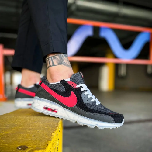 Scarpe da ginnastica Nike ® Air Max 90 Terrascape nuove con etichette e originali antracite e rosse taglia UK 7 - Foto 6 di 21