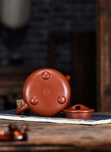 Yixing original mine famous hand-made purple sand pot 大红袍心经石瓢 邵美华(国家工艺美大师) - Picture 14 of 14