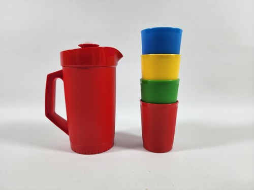 Tupperware Tupper Toy Kids Mini Beverage Set Classic Pitcher And 4 Cups (Red)