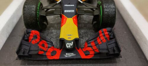 F1 Red Bull Racing RB12 Max Verstappen 2016 Brazilian Gp. 1:18 Minichamps - Picture 3 of 10