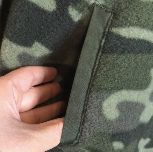 Eddie Bauer Kids Big Boys’ Camouflage Green Gray Fleece Quarter Zip Sweatshirt L - Bild 3 von 8