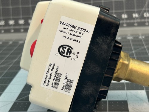 Honeywell Water Heater Gas Valve P# WV4460E2022 - Picture 4 of 7