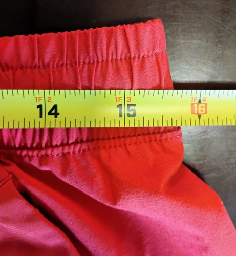 LULULEMON GR. L ROT PACE BREAKER LAUFSHORTS SPORTLICH OHNE INNENFUTTER - Bild 8 von 8