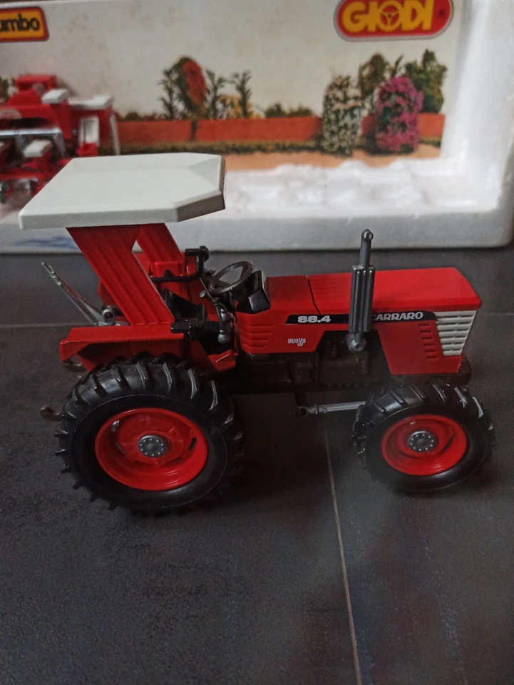 Trattore Carraro 88.4 1/25 Giodi Toys COMBO SERIE JUMBO  - Immagine 3 di 4