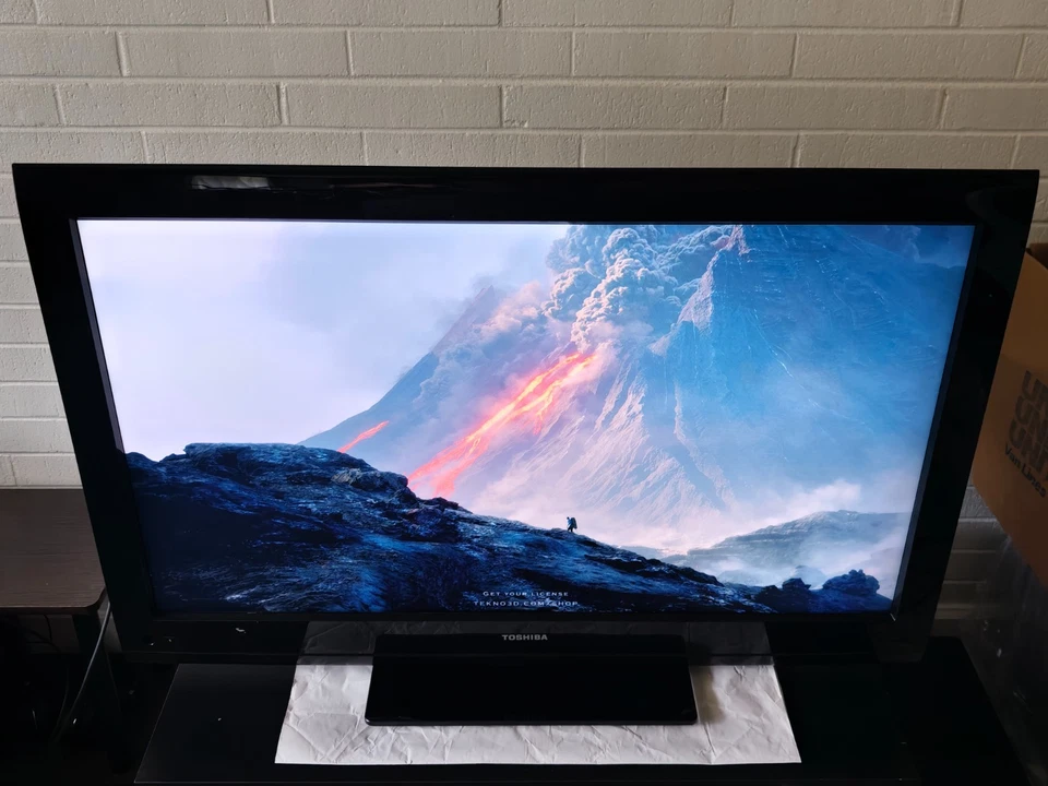 Toshiba - Clase 40" (40" Diag.) - TV LCD - 1080p - HDTV 1080p (2011) Foto 2 de 4