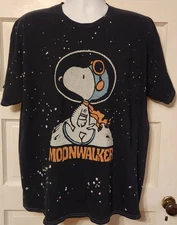 Junk Food Men’s T Shirt Tee Snoopy  Moon Walker Size Large