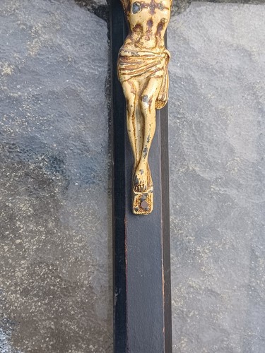 Crocifisso da altare vintage da scrivania o casa in legno molto antico - Foto 5 di 10