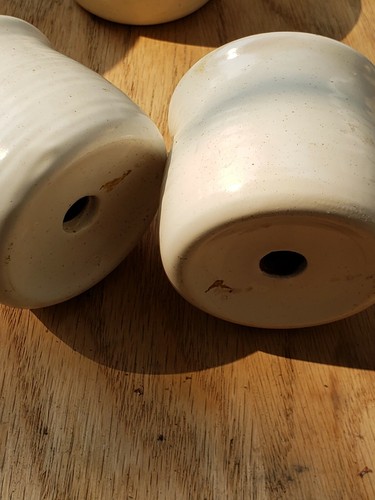 Franciscan Hacienda Green Salt & Pepper Shakers - Picture 3 of 6