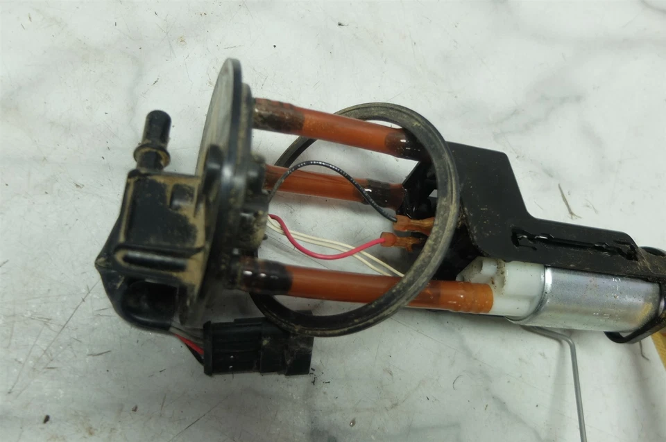 17 Polaris Ace 570 SP bomba de combustible de gas y unidad de envío Foto 3 de 4