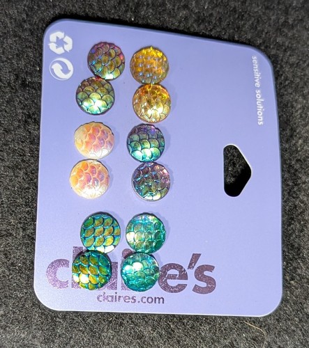 Claire’s Earrings Sensitive Solutions 6 Pairs Round Multicolor Scale Reptile NEW - Picture 2 of 5
